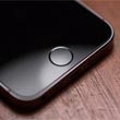 iPhone, il lettore di impronte può essere ingannato: hacker clonano il dito dell’utente