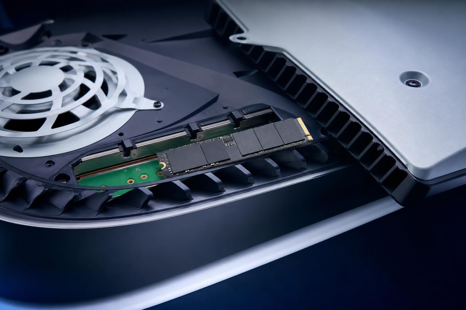 Come installare un SSD M.2 nella PS5: compatibilità, montaggio e gestione dello spazio