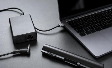 Notebook collegato ma non in carica: controlli su alimentatore, batteria e connettore